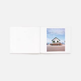 PREORDER : Joel Meyerowitz — Cape Light (50th Anniversary)